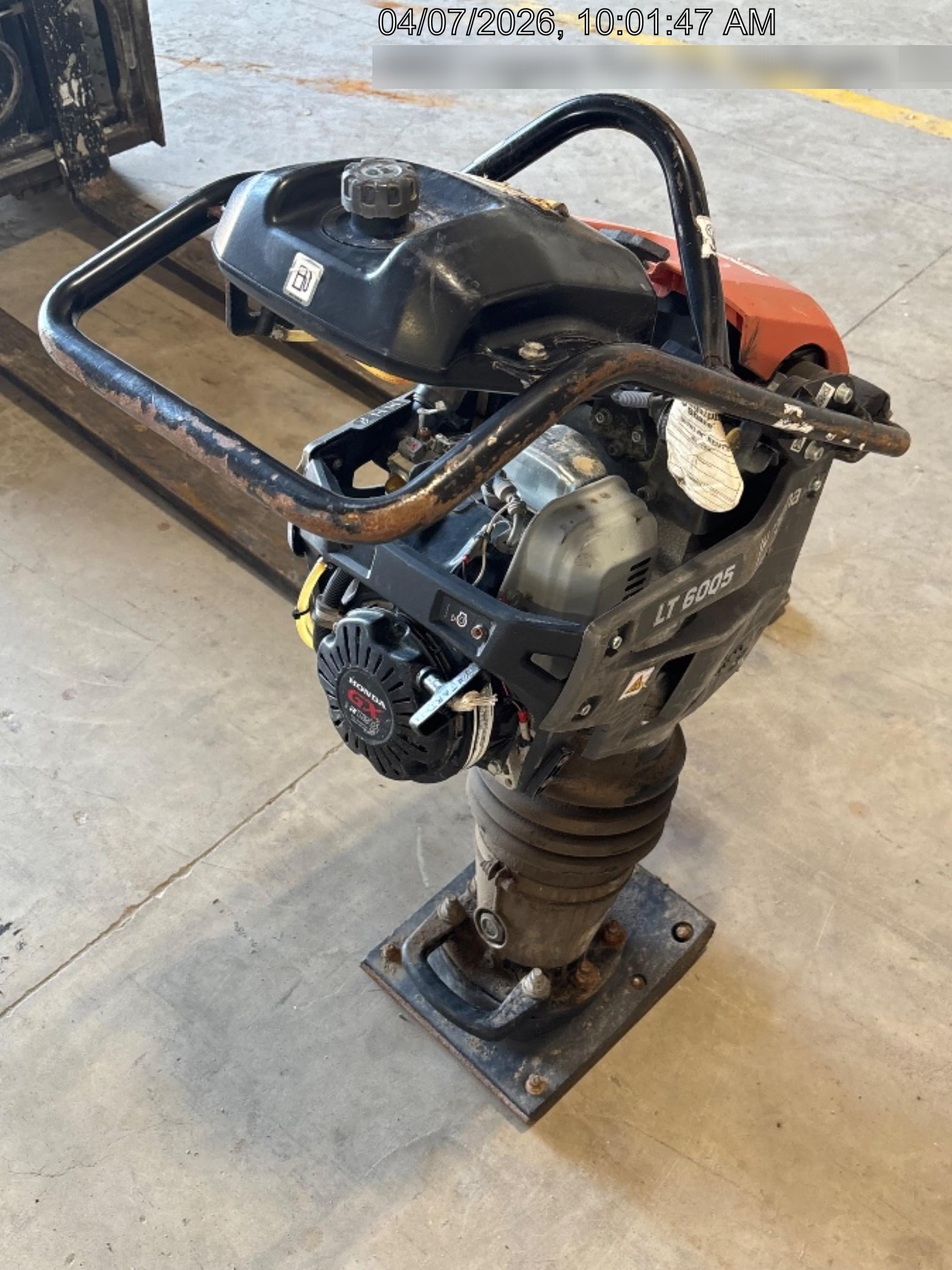 2025 HUSQVARNA LT6005