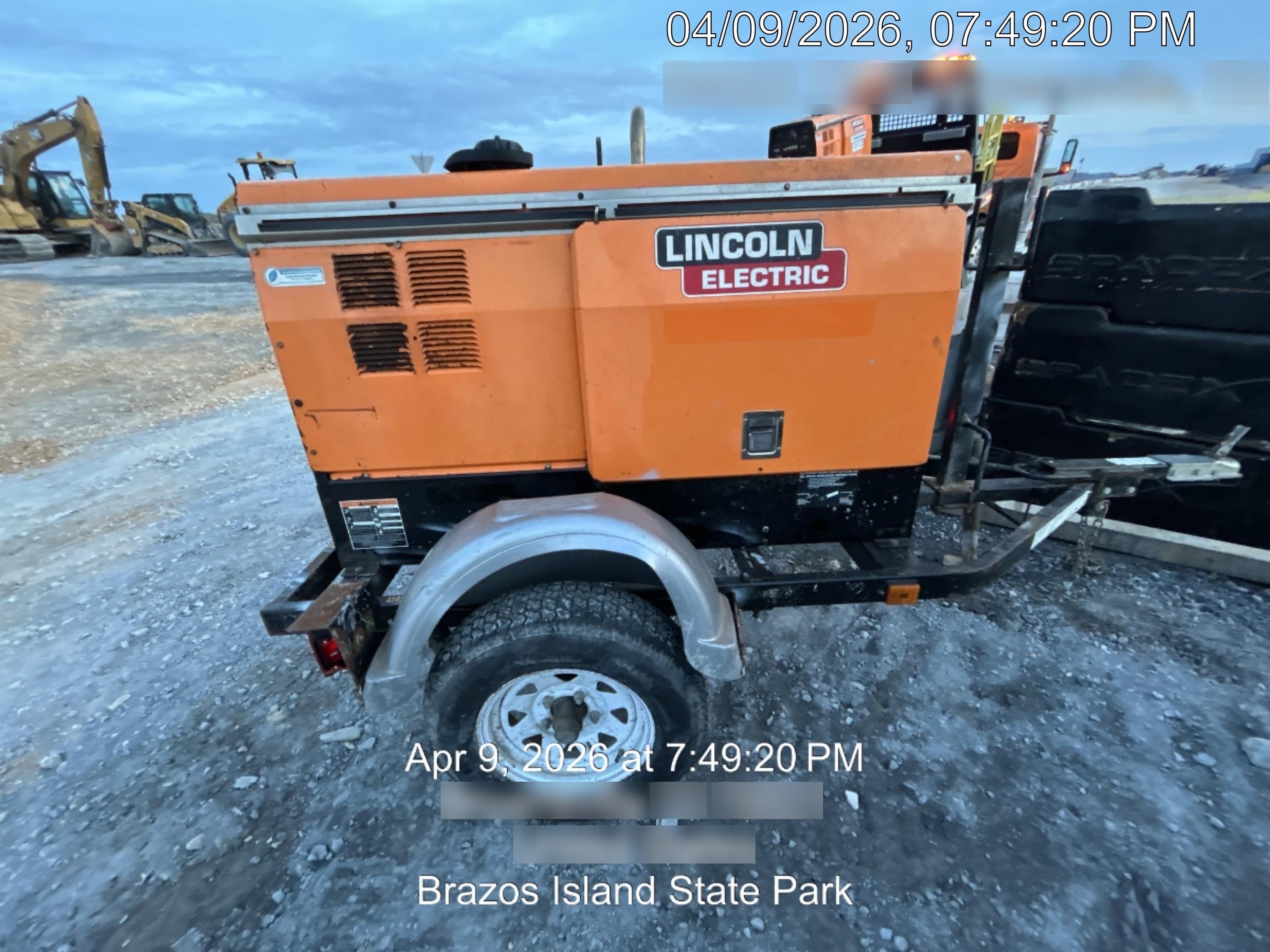 2022 Lincoln Electric LE400 Kubota V1505, Trlr, Cable Rack, Light Kit, ES Decals, T3