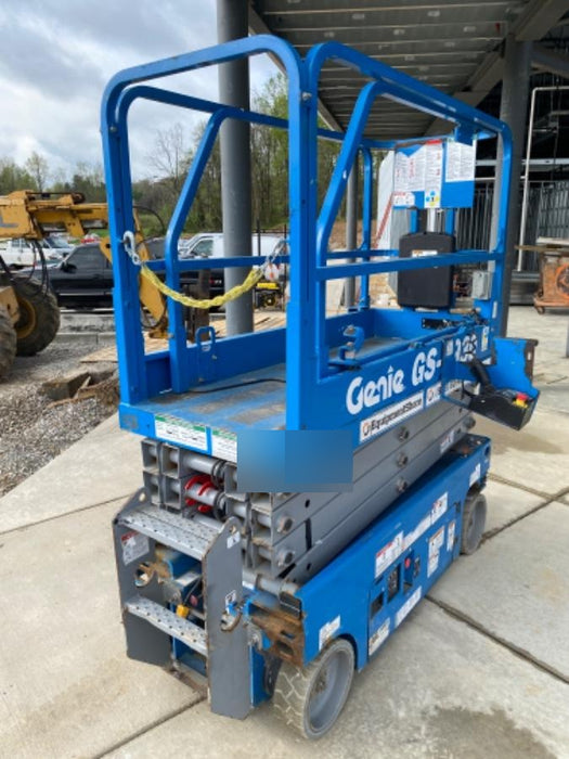 2018 Genie GS-1930 Genie GS-1930 w/Fixed Rail, Chain Entry