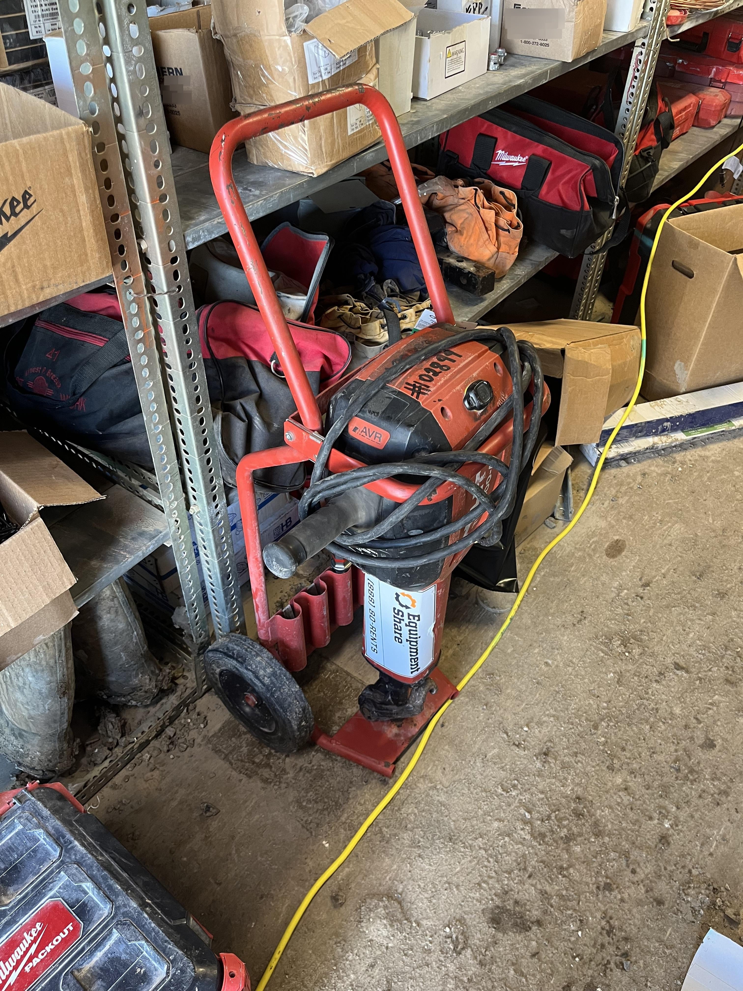 2020 HILTI TE 3000-AVR