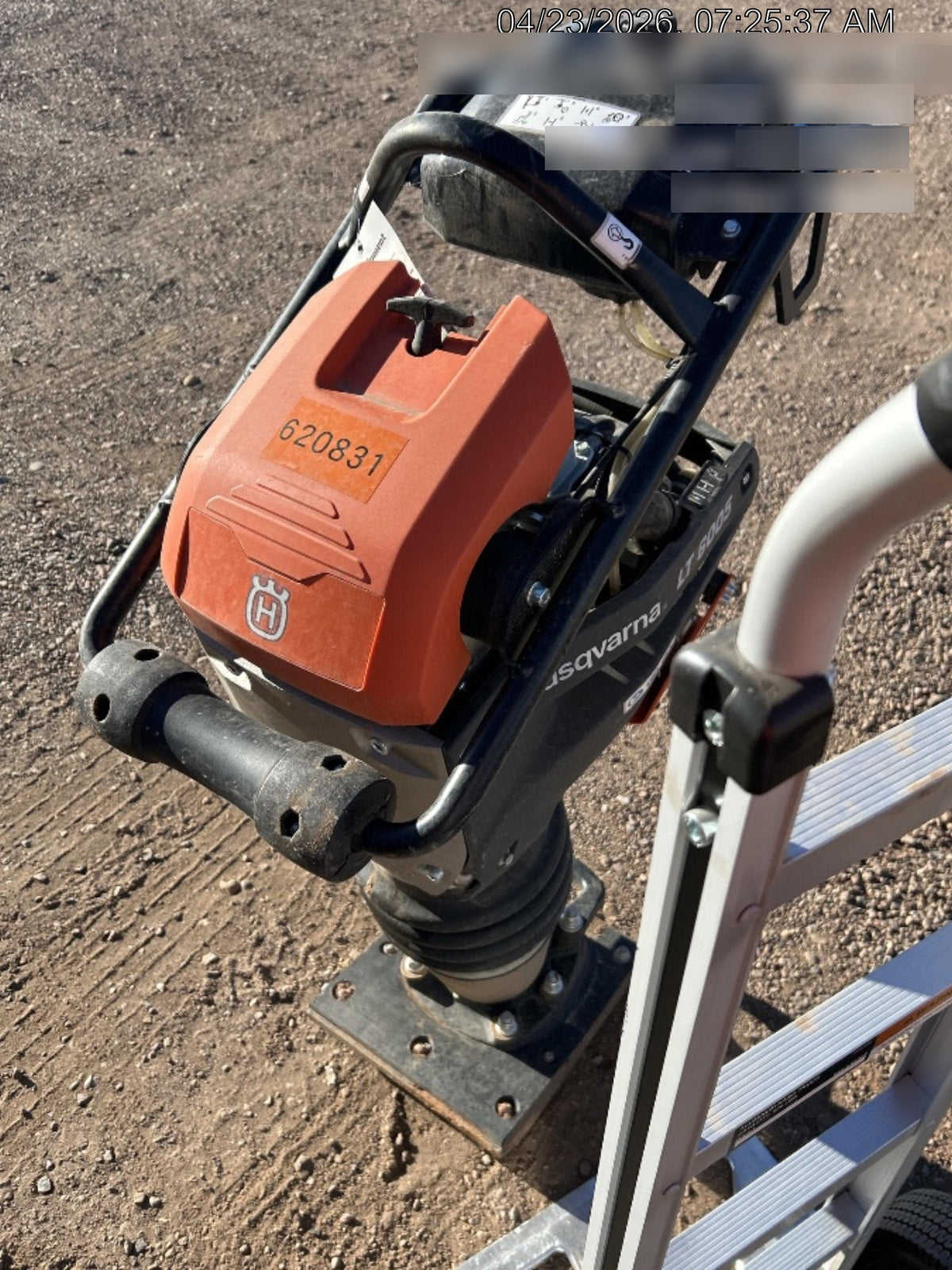 2025 HUSQVARNA LT6005