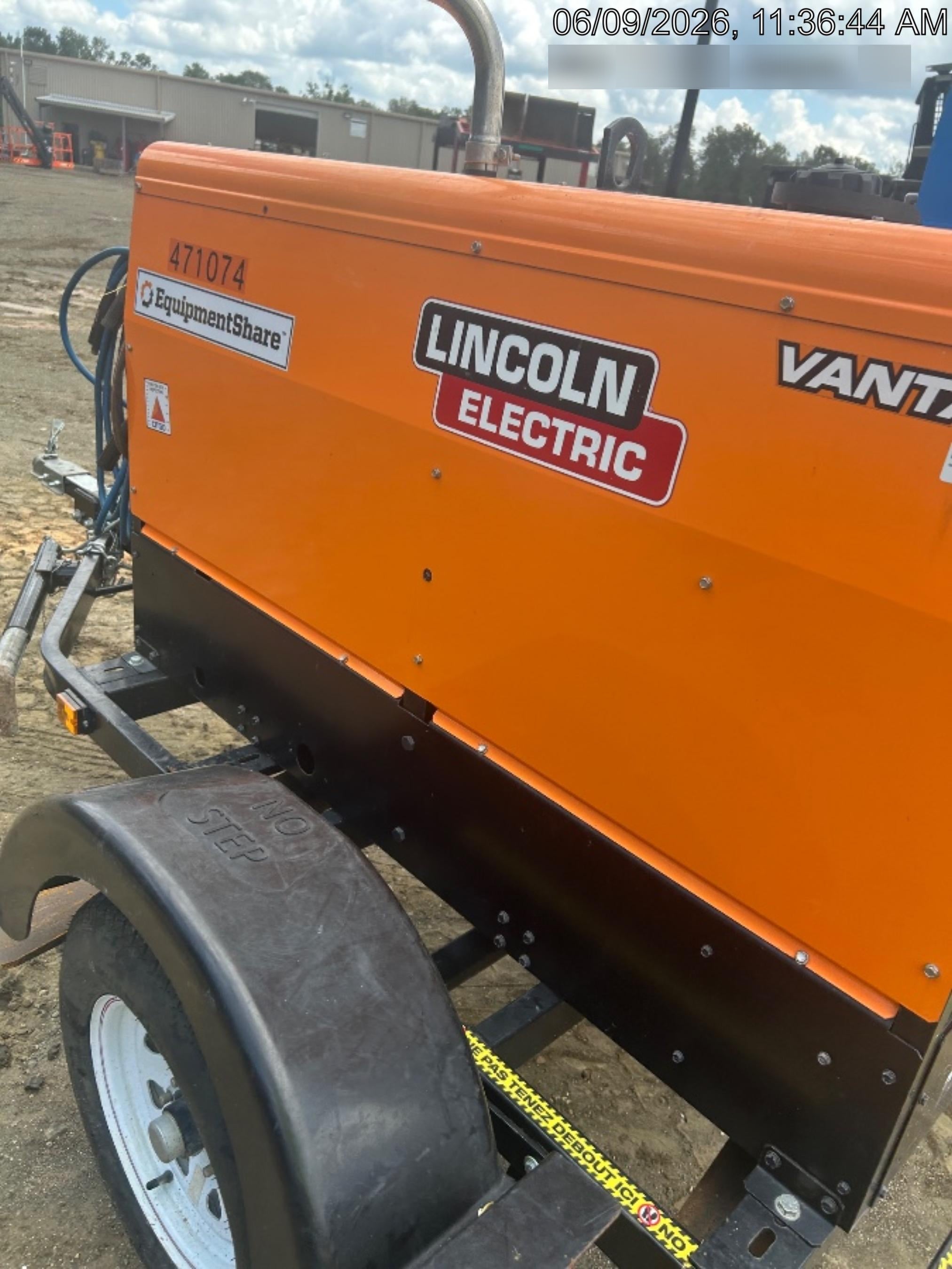 2024 Lincoln Electric Vantage 322 Welder Ready-Pak 3, Two wheel trailer, Fender and Light kit, Cable Rack, Orange