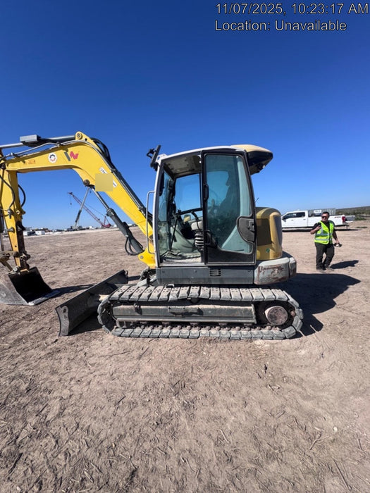 Wacker Neuson ET90 Enclosed Cab, Hybrid Tracks, Long Dipperstick, Bucket