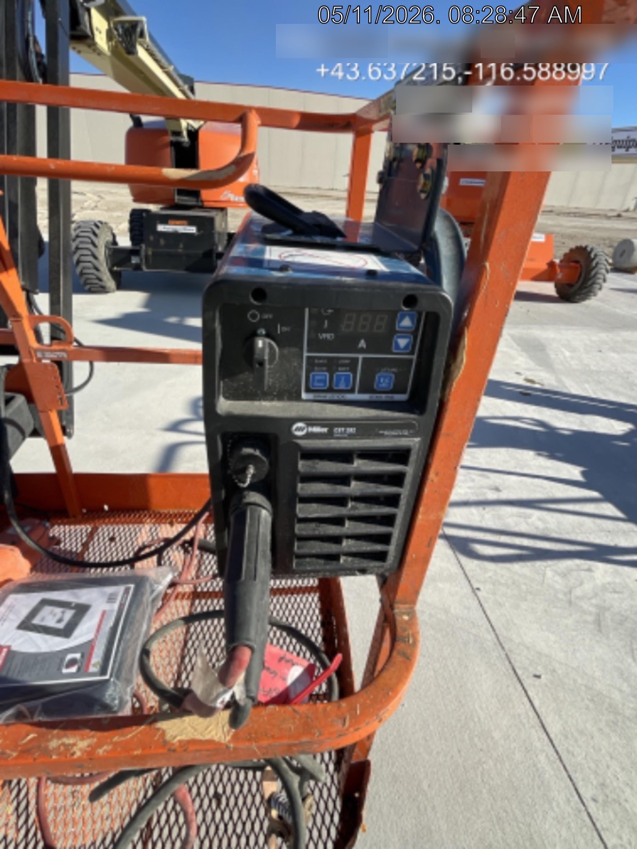 2025 MILLER ELECTRIC CST-282