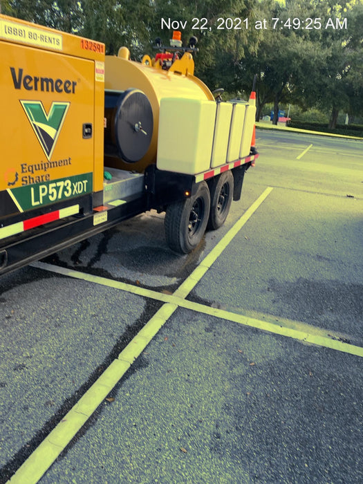 2021 VAC-TRON LP573XDT