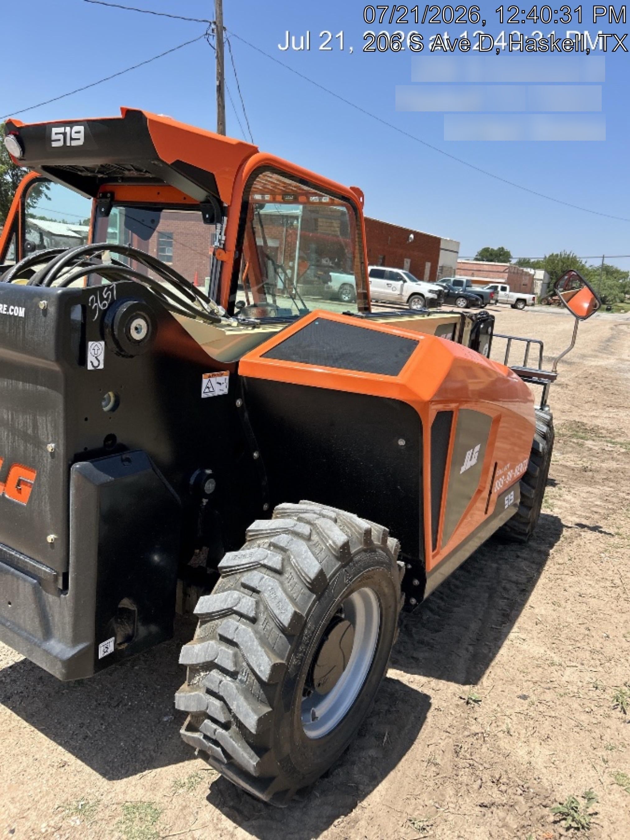 2026 JLG 519