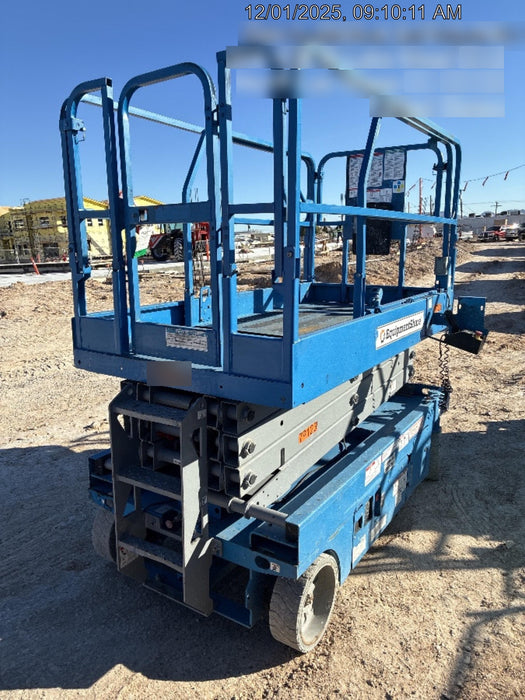 2019 Genie GS-2646 folding rails with full height swing gate