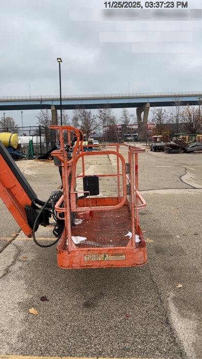 2019 JLG 660SJ