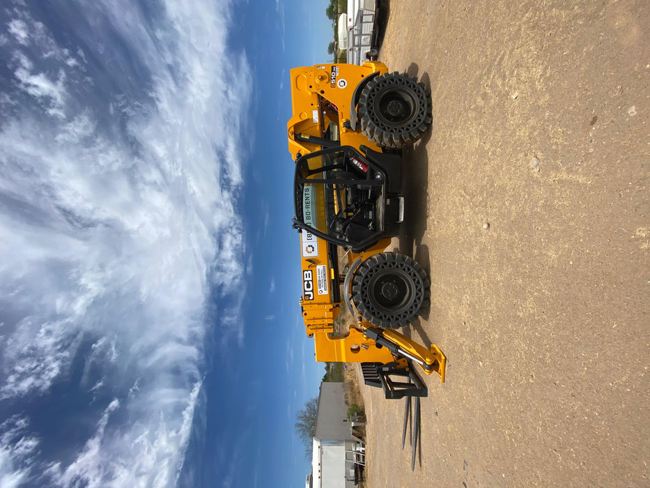 2020 JCB 510-56