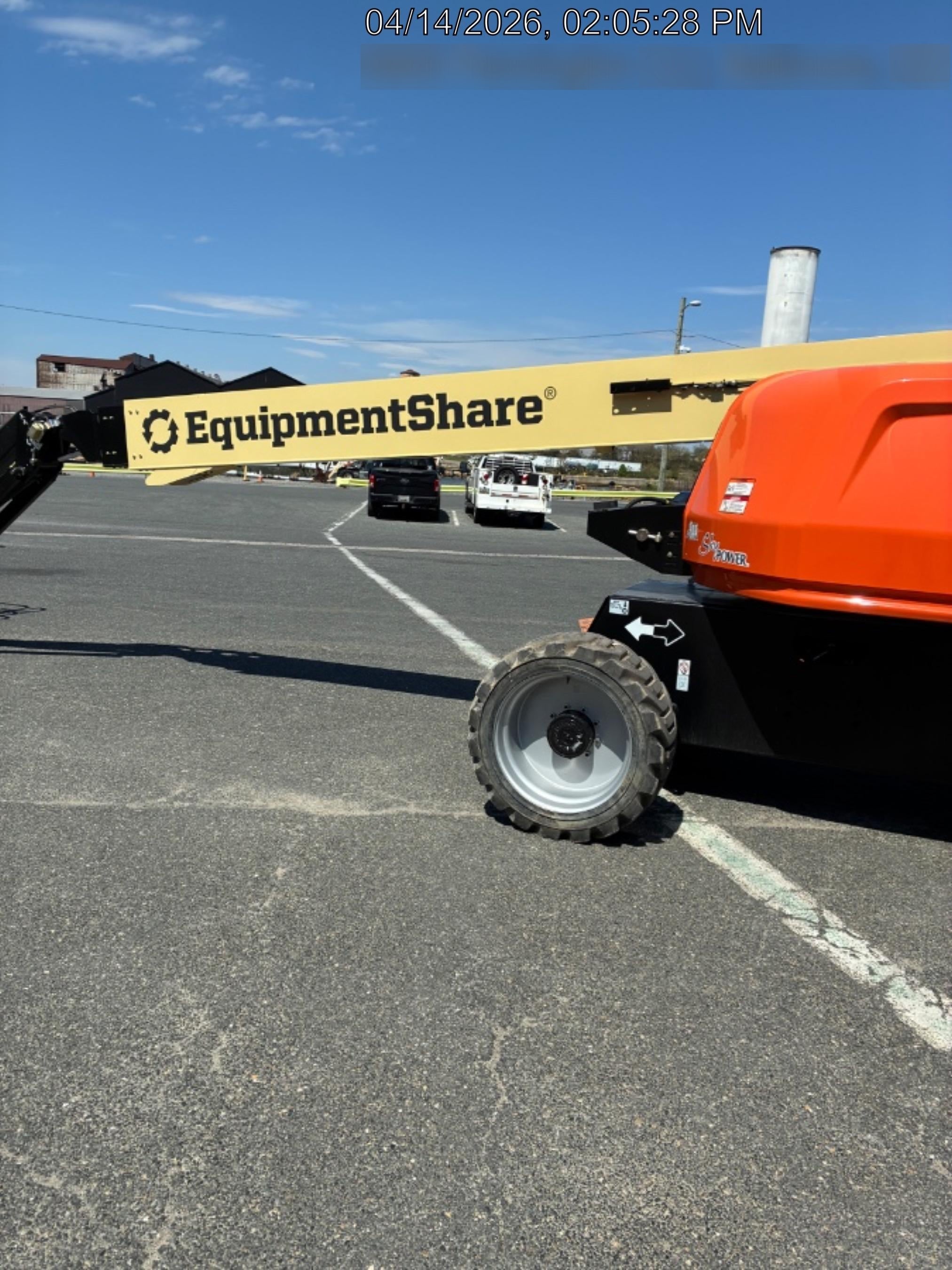 2025 JLG 660SJ
