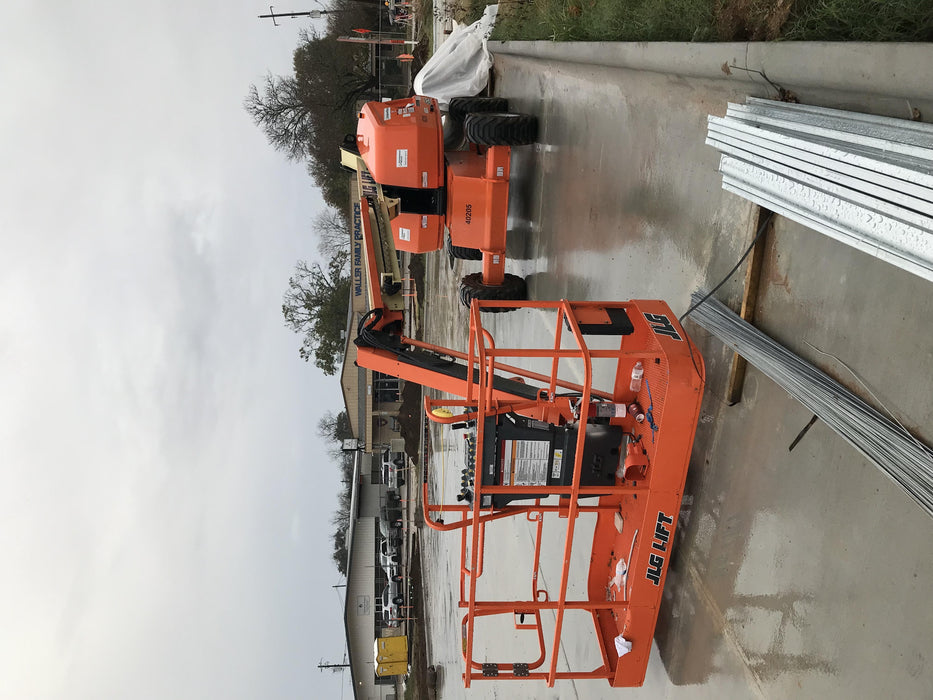 2019 JLG 460SJ