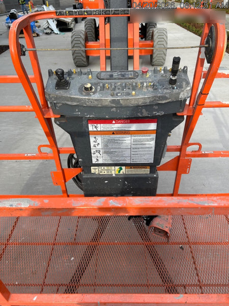 2019 JLG 660SJ