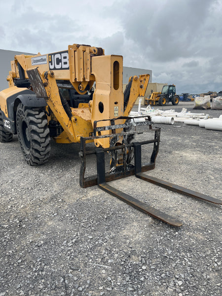 2019 JCB 510-56 Canopy, 74 HP, Solid Tires, STD Worklight, Beacon, Aux Hydraulics, Lifting Eye, Back up Alarm w/66" Carriage/60" Forks