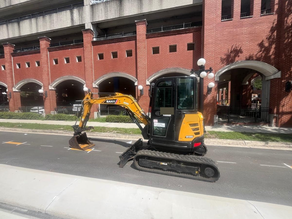 2018 Case 580N STANDARD HOE, ROPS, PILOT CONTROLS, AUX HYD