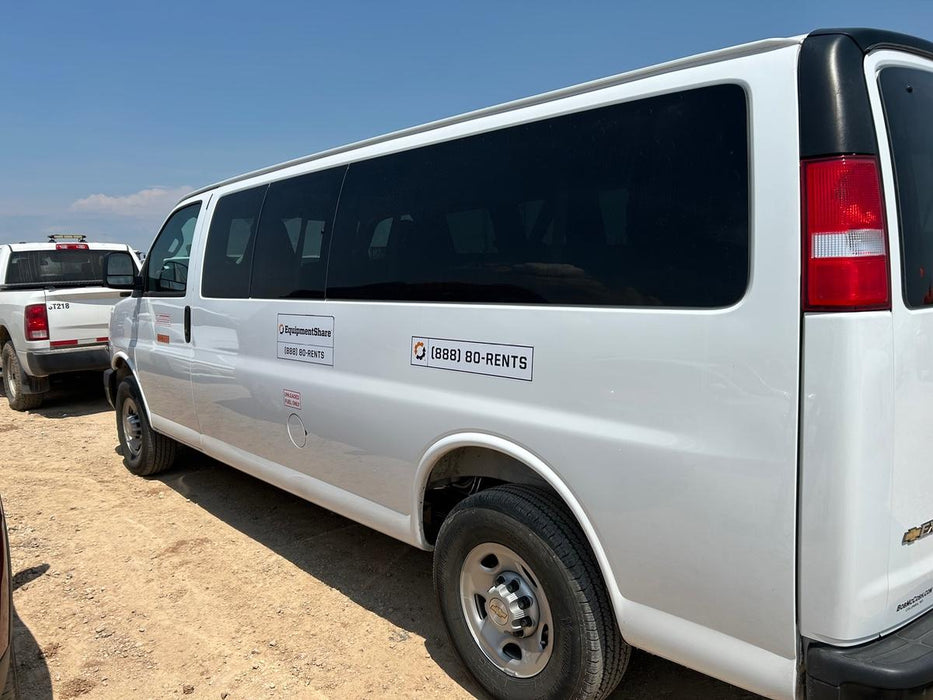 2025 CHEVROLET Express Van - Rental