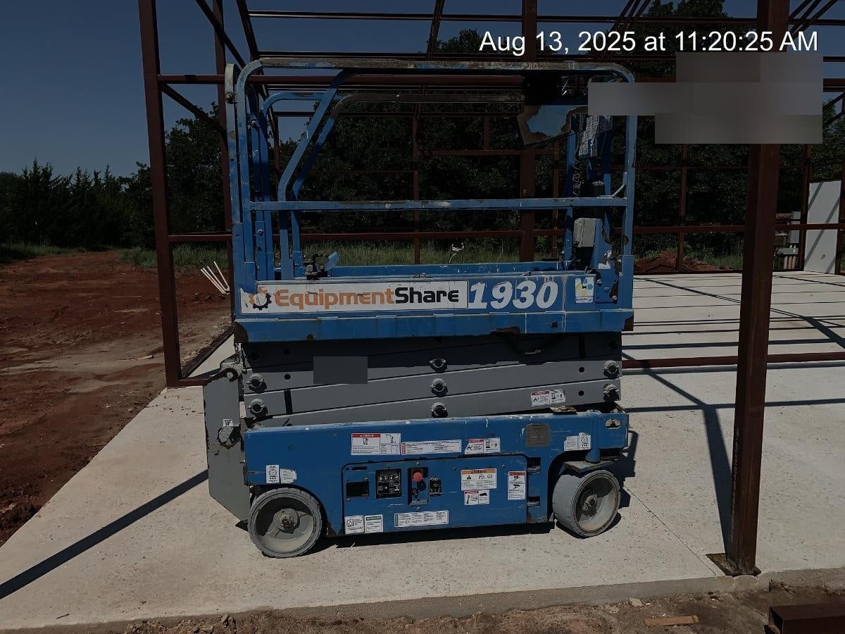 2018 Genie GS-1930 Genie GS-1930 w/Fixed Rail, Chain Entry