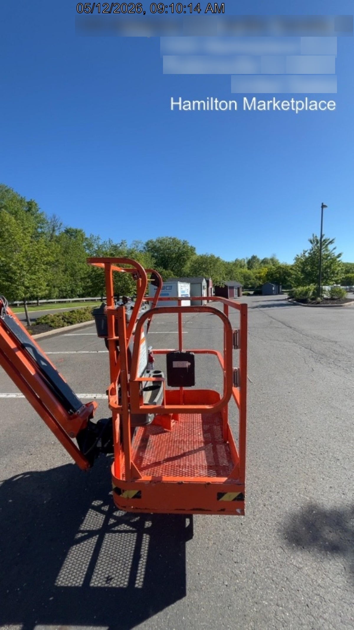 2022 JLG E300AJP