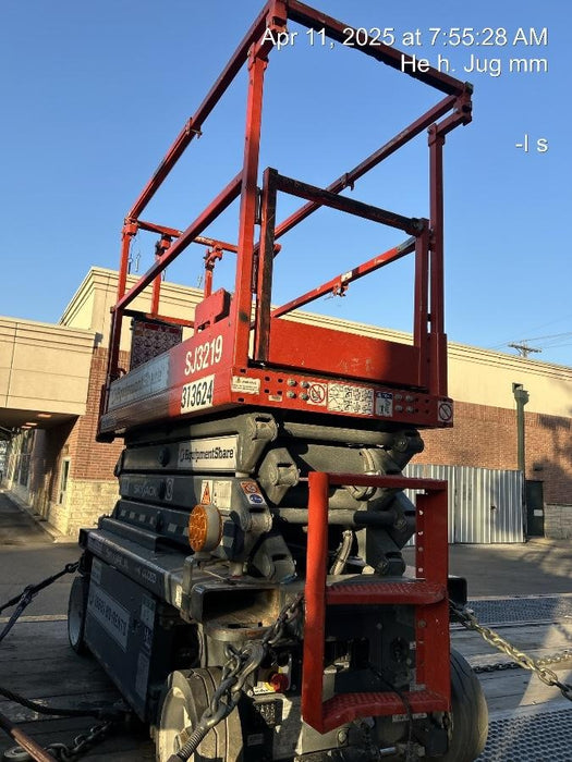 2019 MEC 1330SE MEC 1330SE w/ES Track Hardware, Full Extended 2 Year Warranty