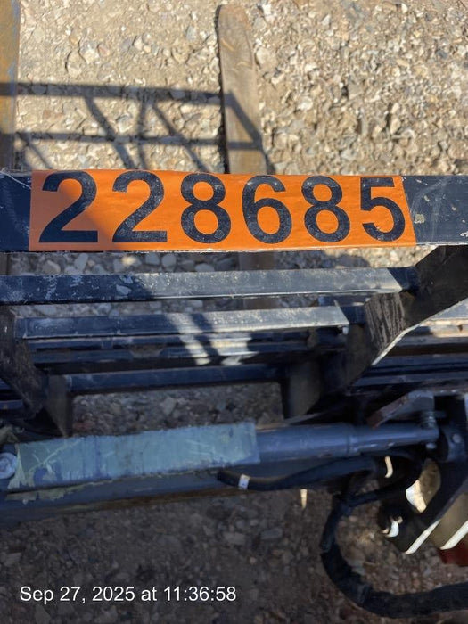 2022 ARROW MATERIAL HANDLING F5100CB