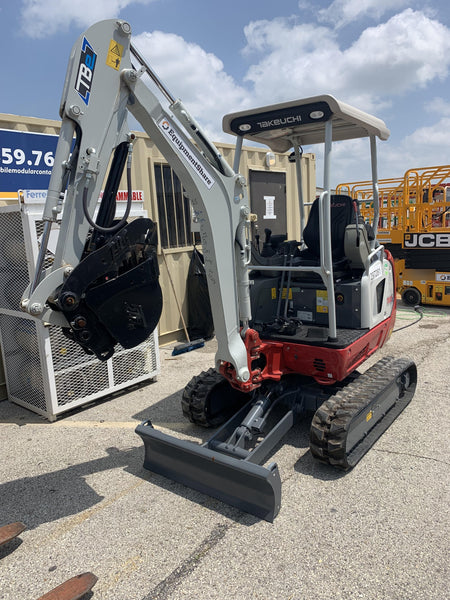 2023 TAKEUCHI TB20e