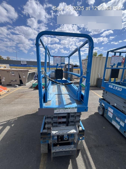 2019 Genie GS-1930 Fixed rails with chain Entry