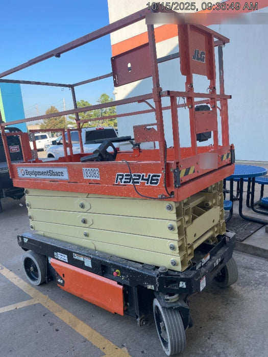 2021 JLG R3246