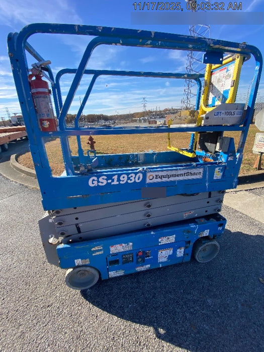 2019 Genie GS-1930 Fixed Rails with Chain Entry