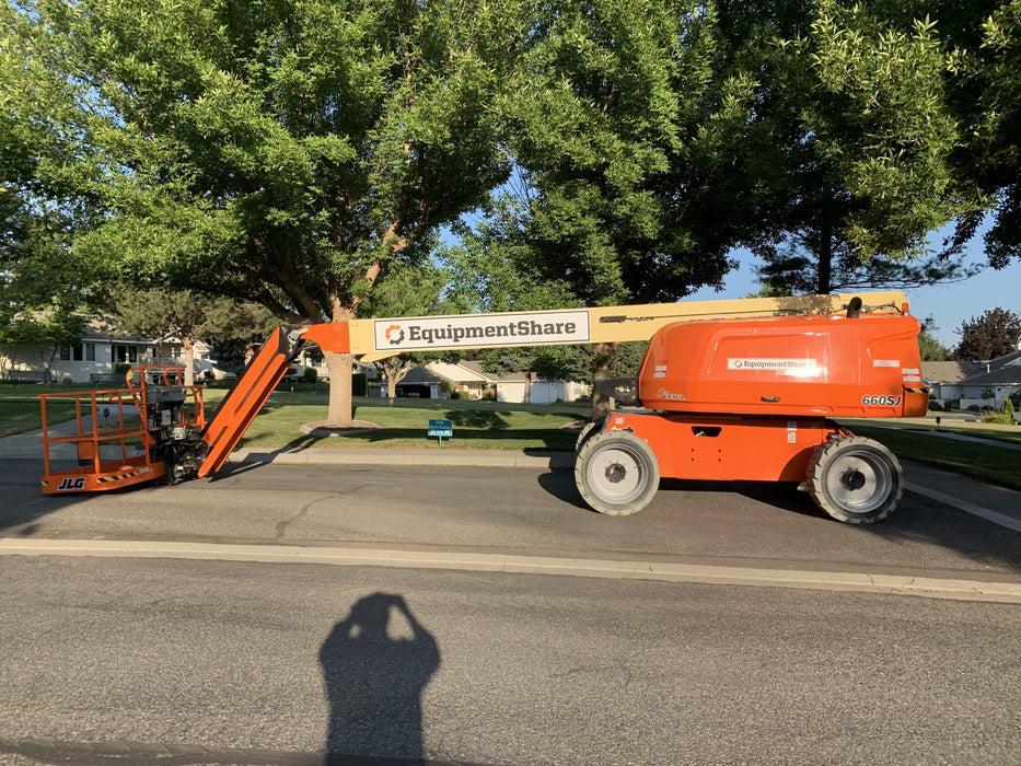 2020 JLG 660SJ