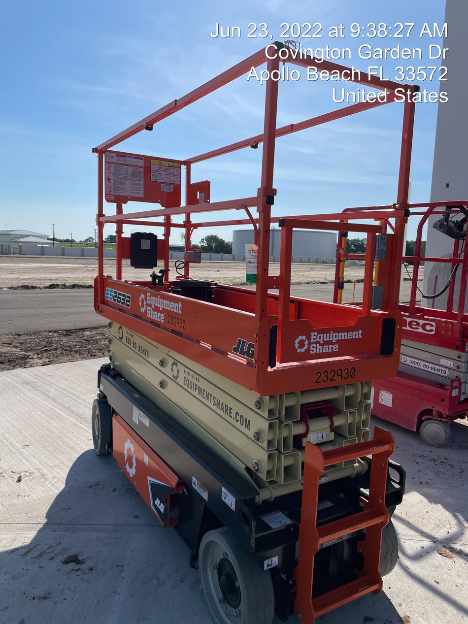 2022 JLG ES2632