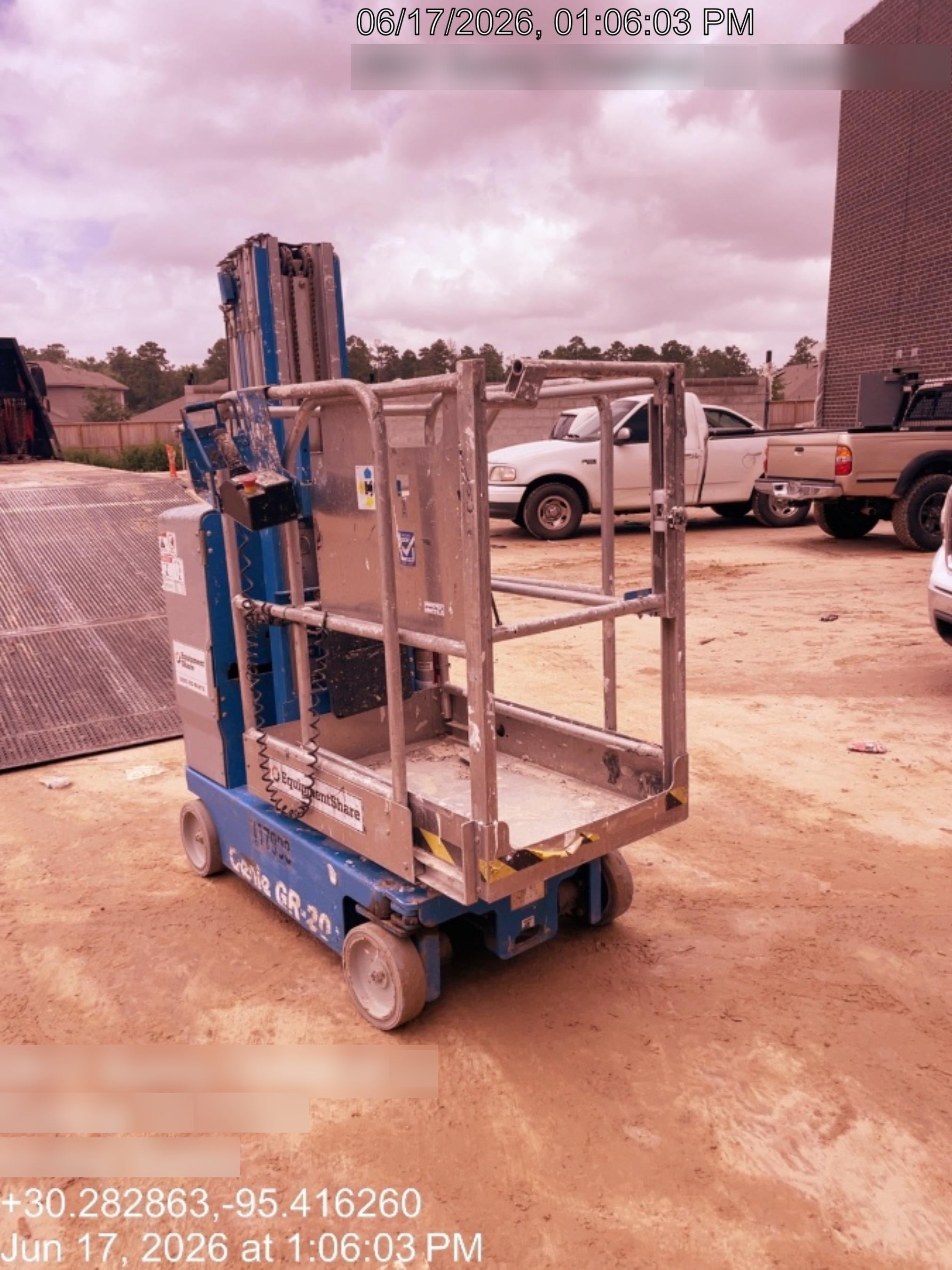 2020 GENIE GR-20