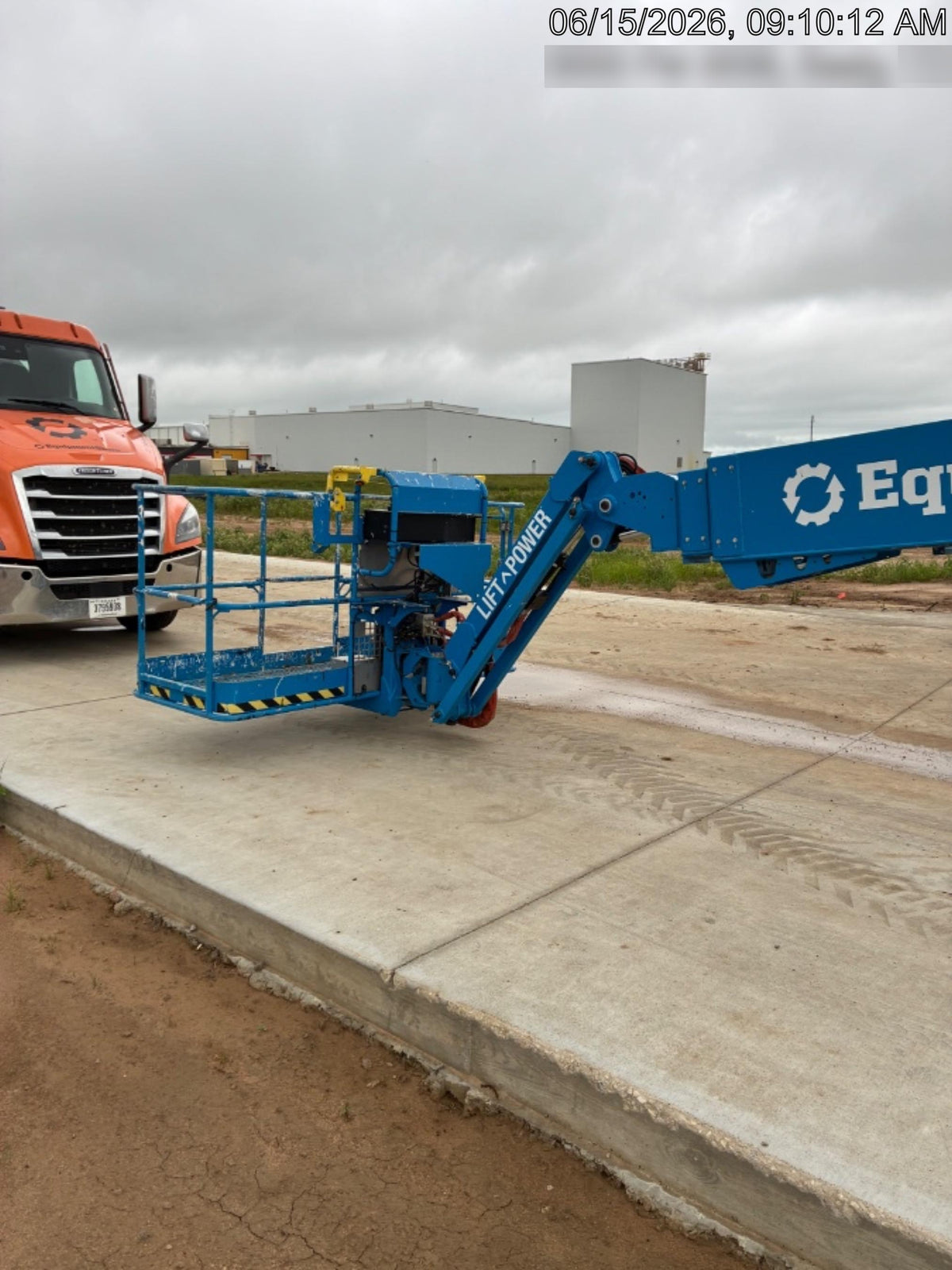 2024 GENIE S-85 XC