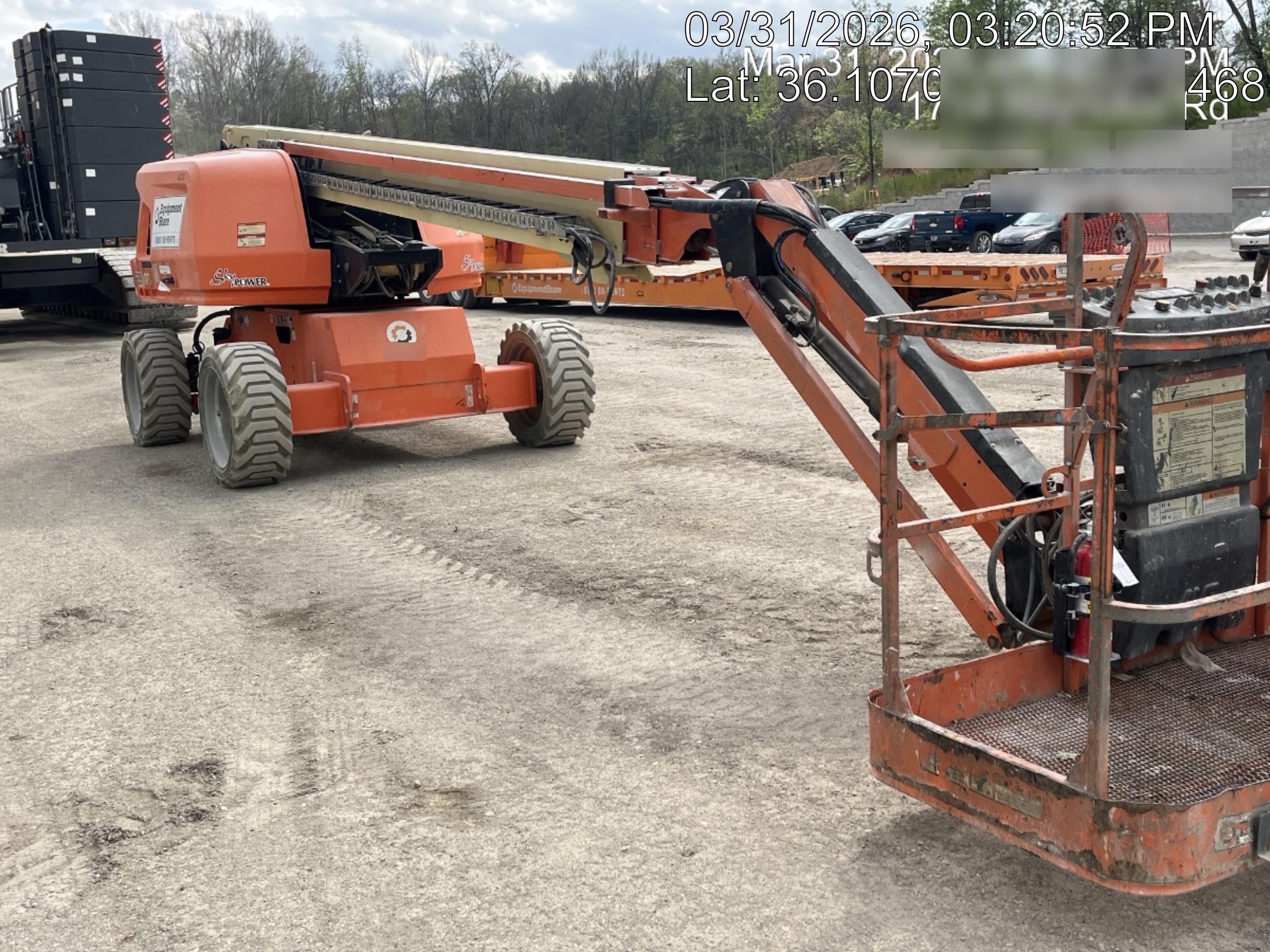 2019 JLG 660SJ