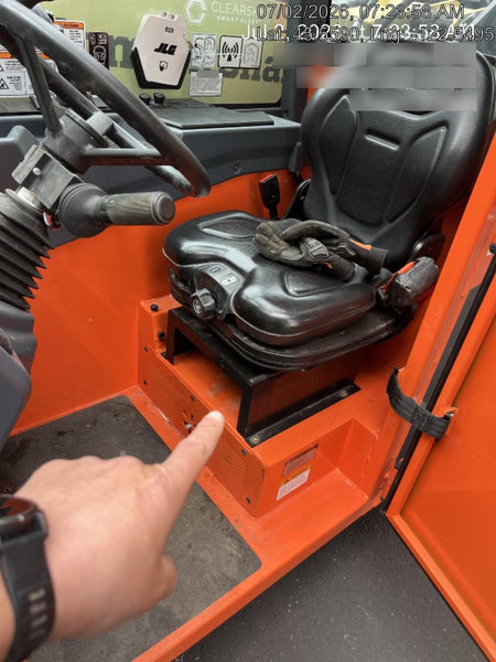 2025 JLG 519
