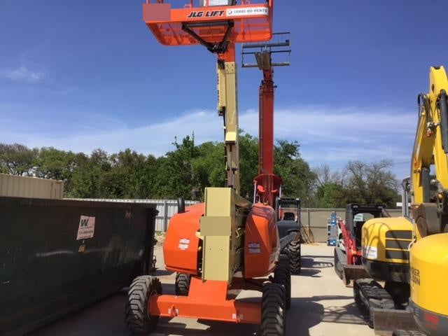2019 JLG 450AJ