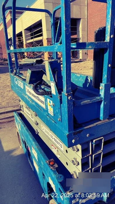 2019 Genie GS-1930 Fixed Rails with Chain Entry