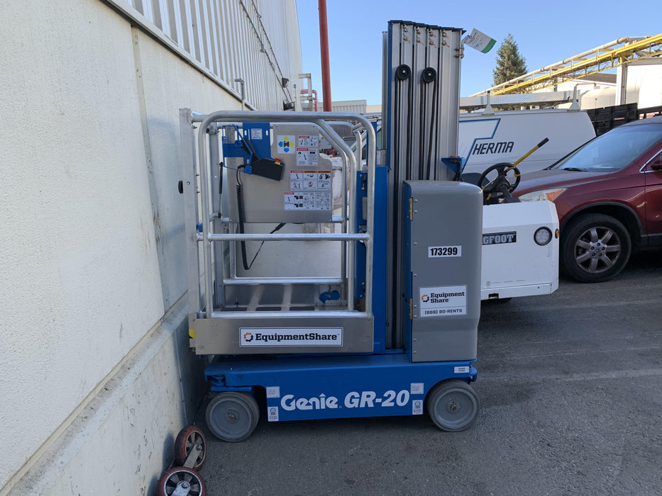 2021 GENIE GR-20