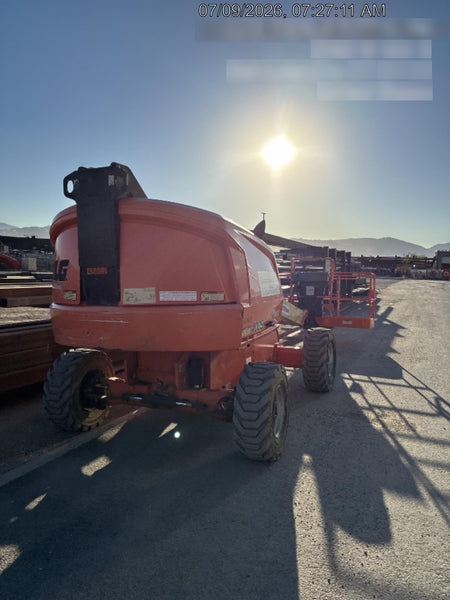 2019 JLG 400S