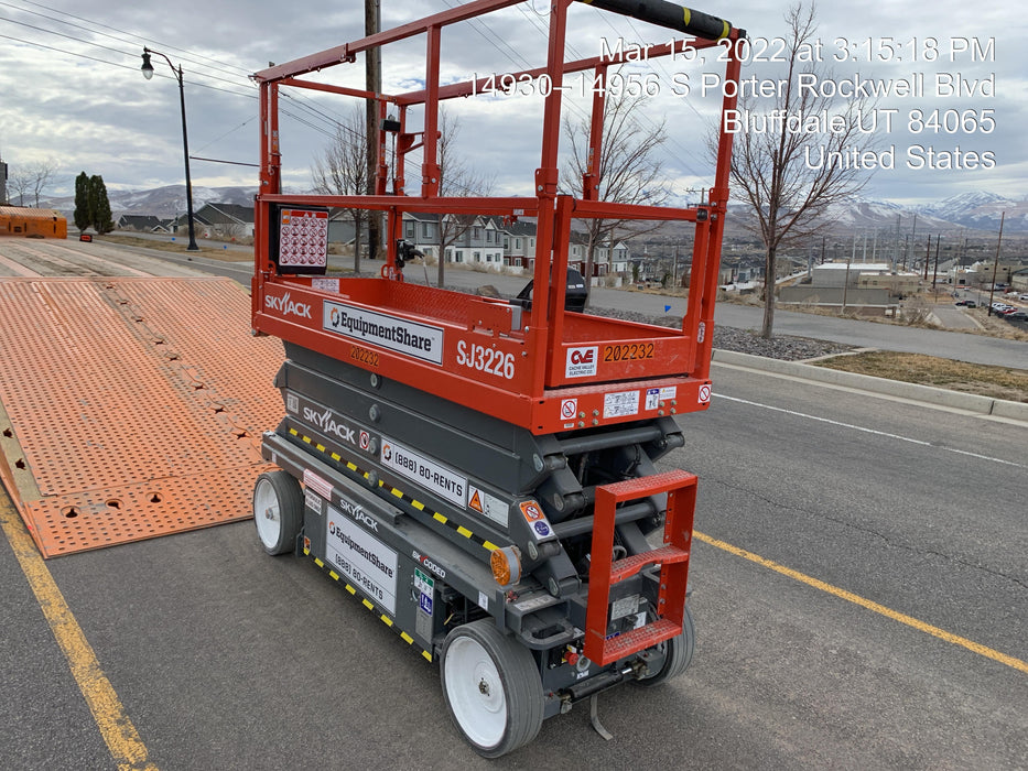 2022 SKYJACK SJ3226