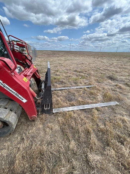 2021 PALADIN 48" Pallet Forks - Paladin