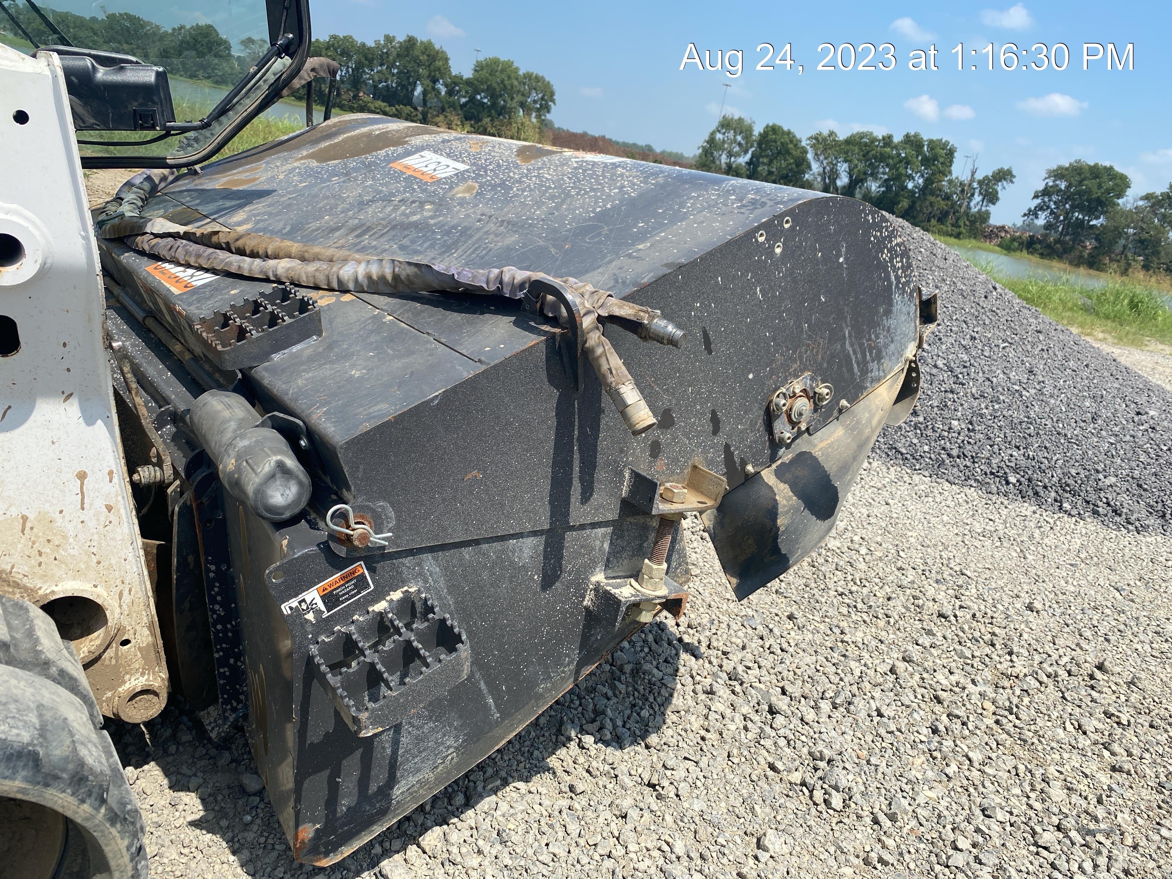 2019 PALADIN Sweepster SB72