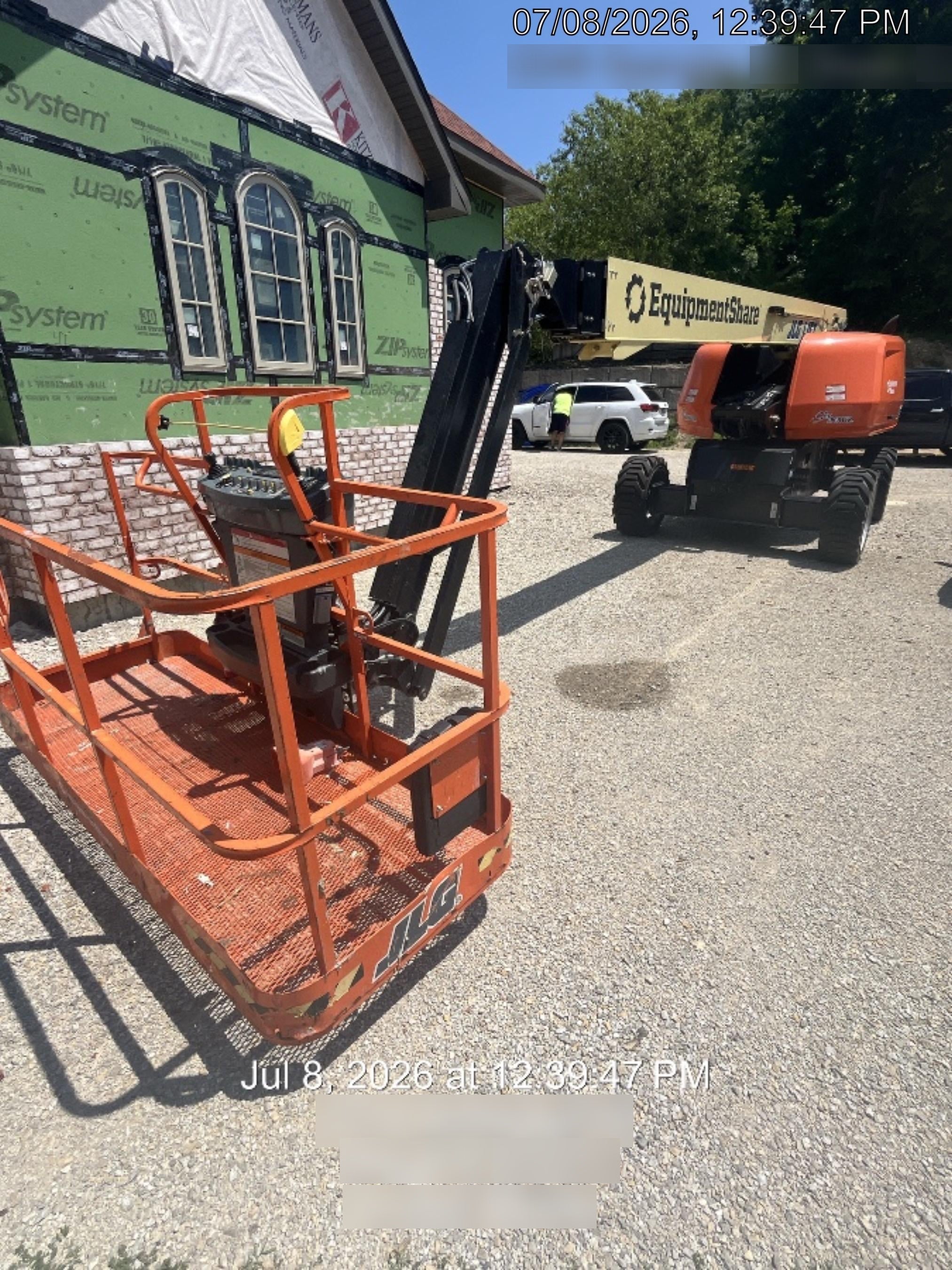 2024 JLG 660SJ