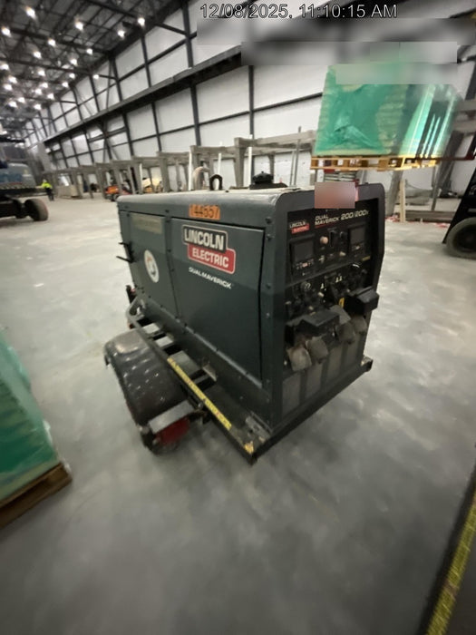 2021 Lincoln Electric Dual Maverick 200/200X Ready Pak 3 (includes trailer, cable rack, fender light kit)