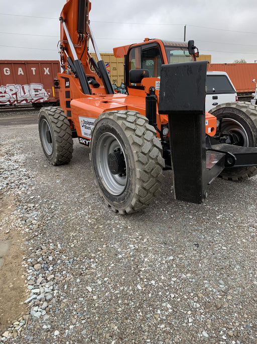 2021 SKYTRAK 10054