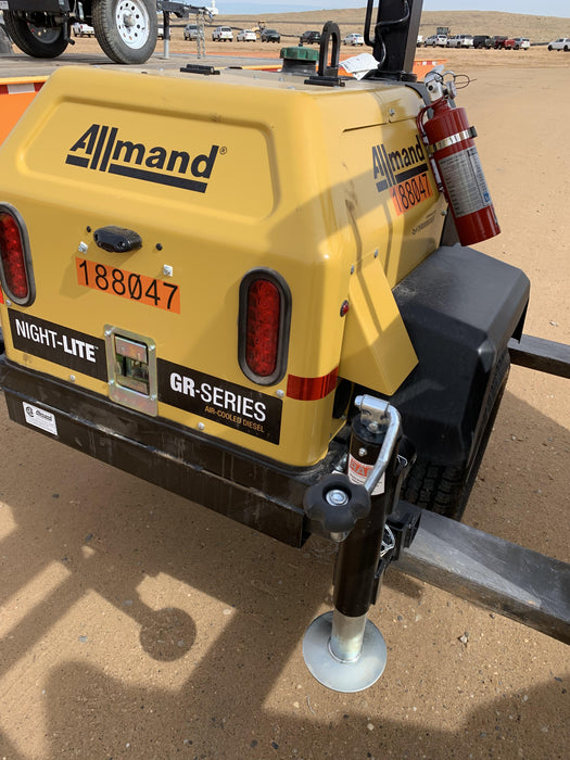 Allmand NLV3GR (4) LED Light Fixture 350W, 23' Vertical Mast, 3kW Prime, Towable, Deep Sea L401, Leveling Jacks, Yanmar T4F 5.8hp