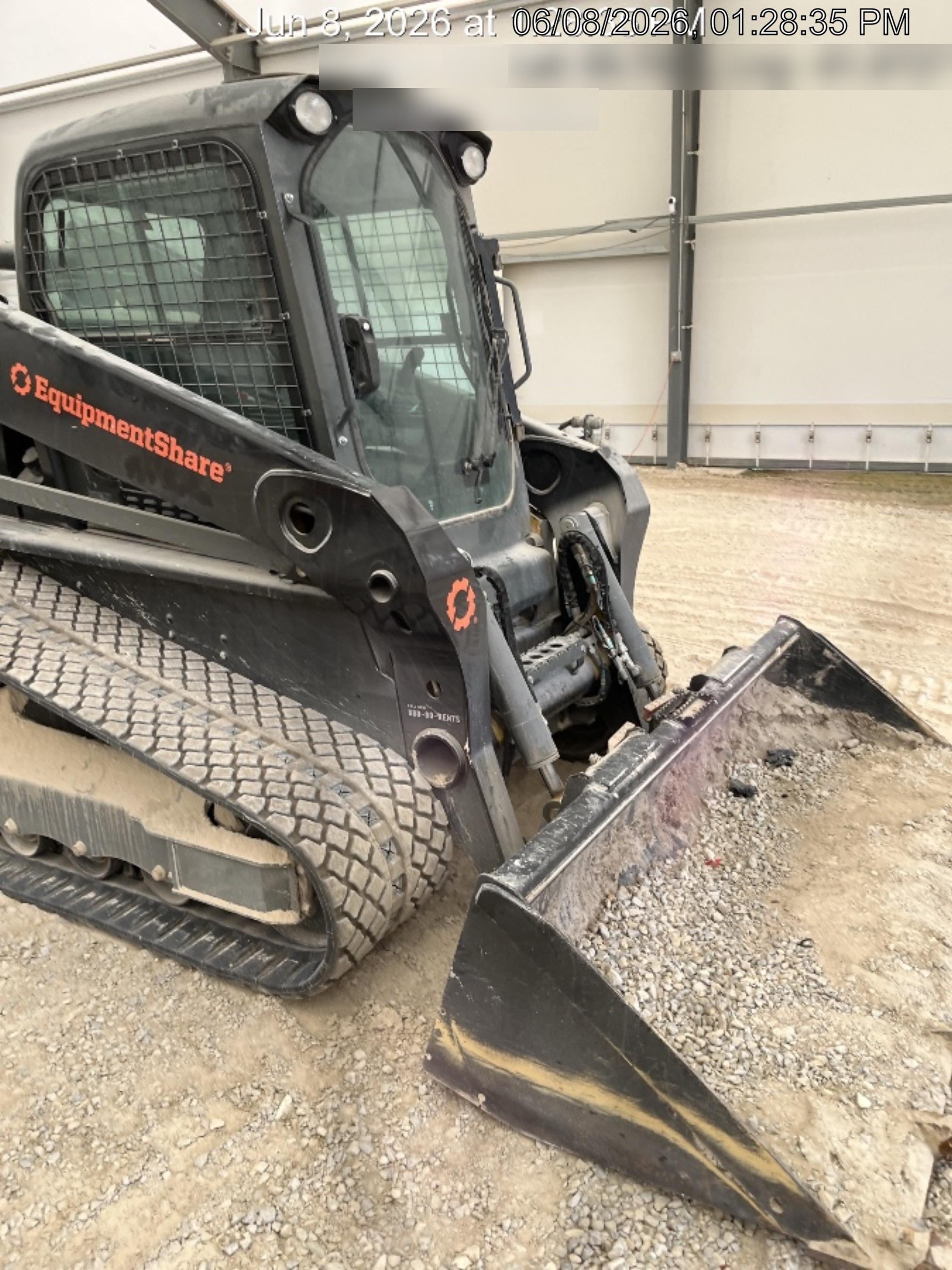 Wacker Neuson ST45 Cab/Heat/Air, 14-Pin Attachment Control T3, Cyclonic Engine Pre-Cleaner, Block Heater (110v) T4F Only, Ride Control, Radio, High Capacity Fuel Tank, High Flow LF, Hydraulic Coupler SSL/CTL, Air-Ride Seat