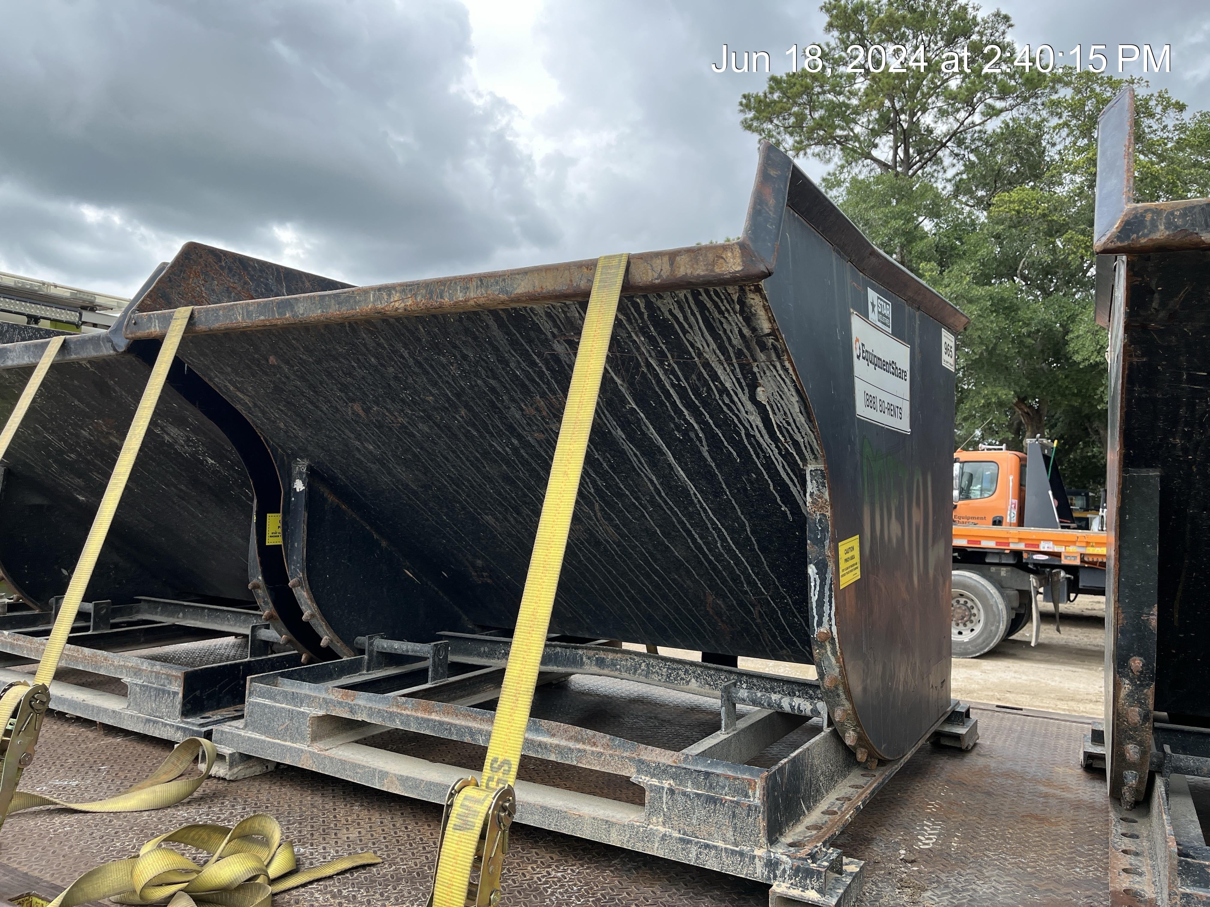 2020 STAR INDUSTRIES M-1820 - Self-Dump Hopper