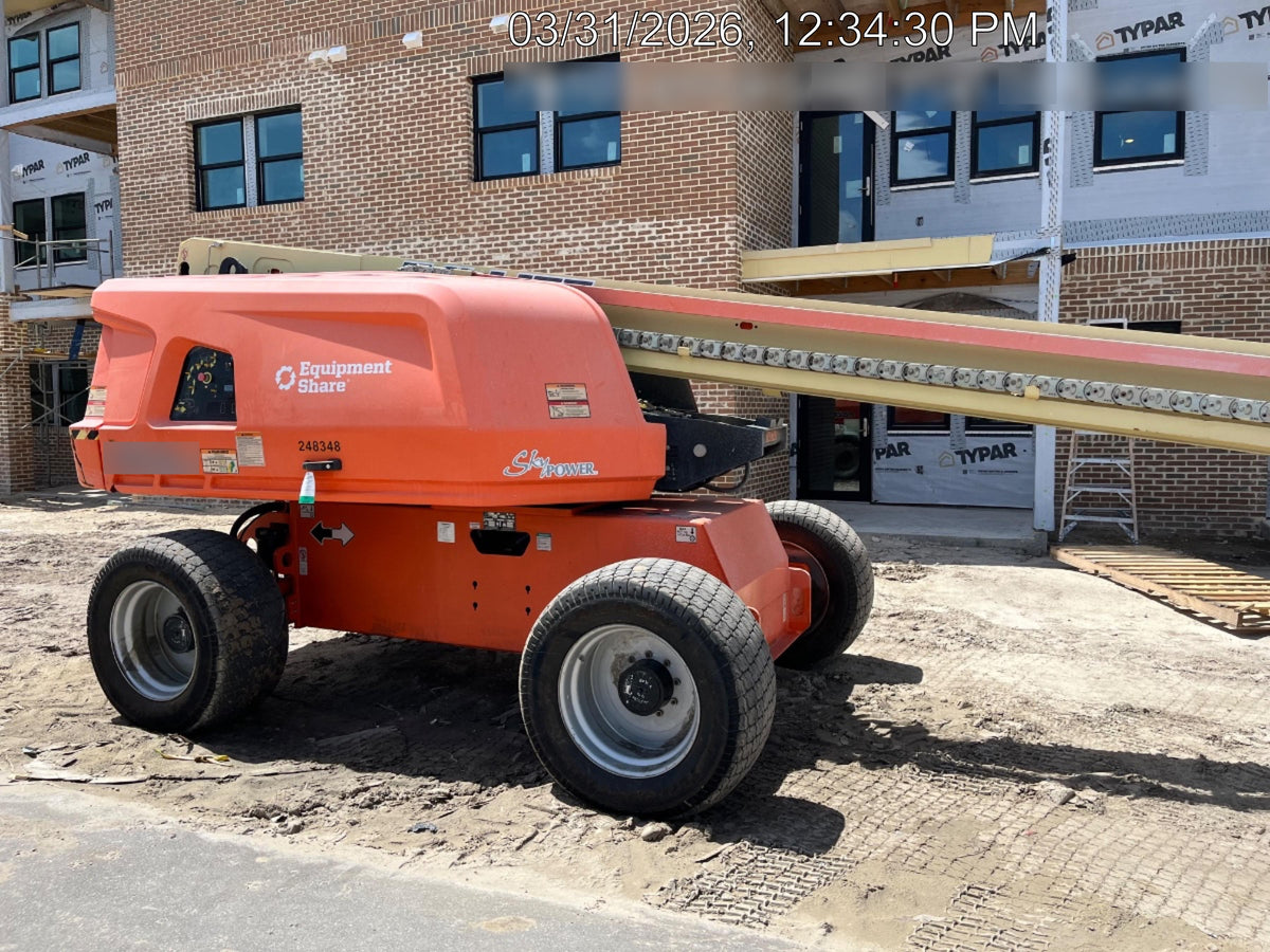 2022 JLG 660SJ