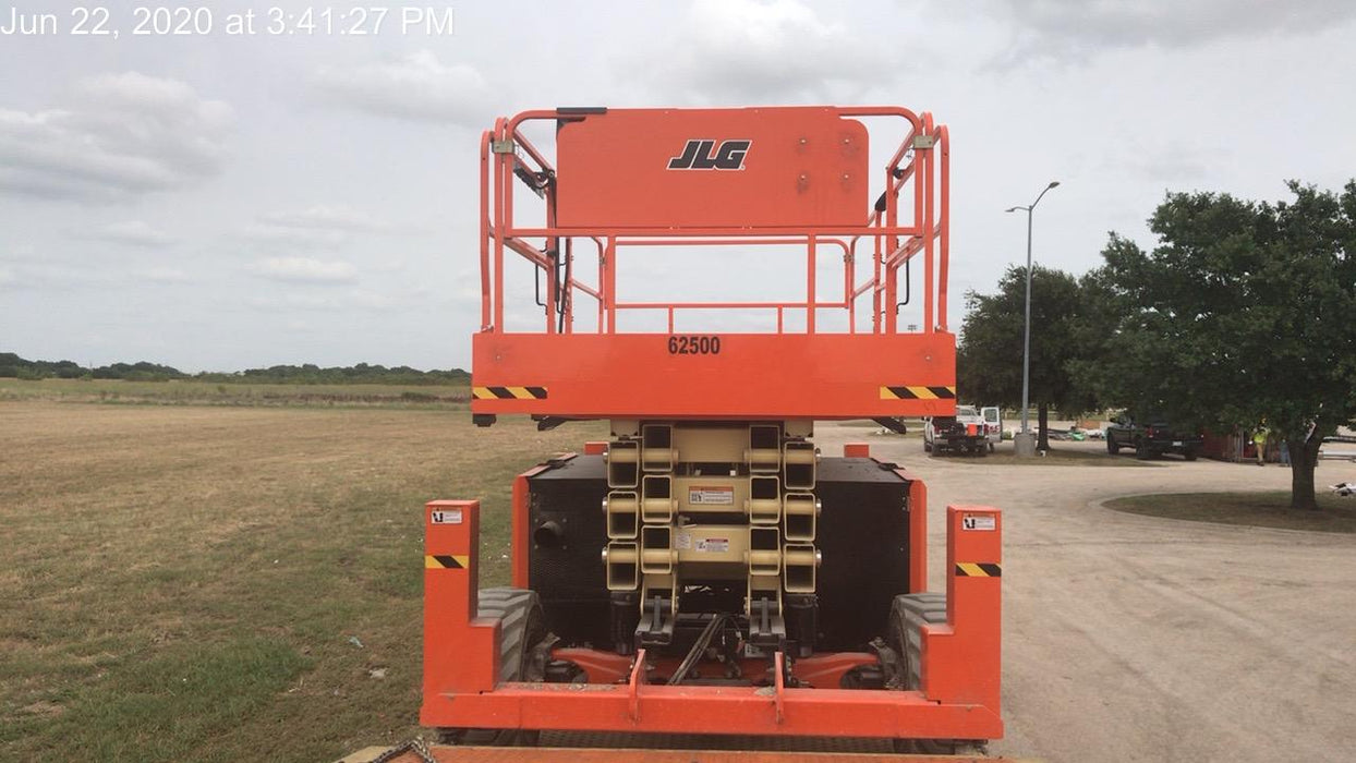 2020 JLG 430LRT