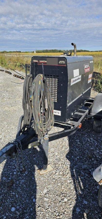 2019 Lincoln Electric Vantage 322 Lincoln Vantage 322 Welder w/Trailer, Light Kit, Cable Rack