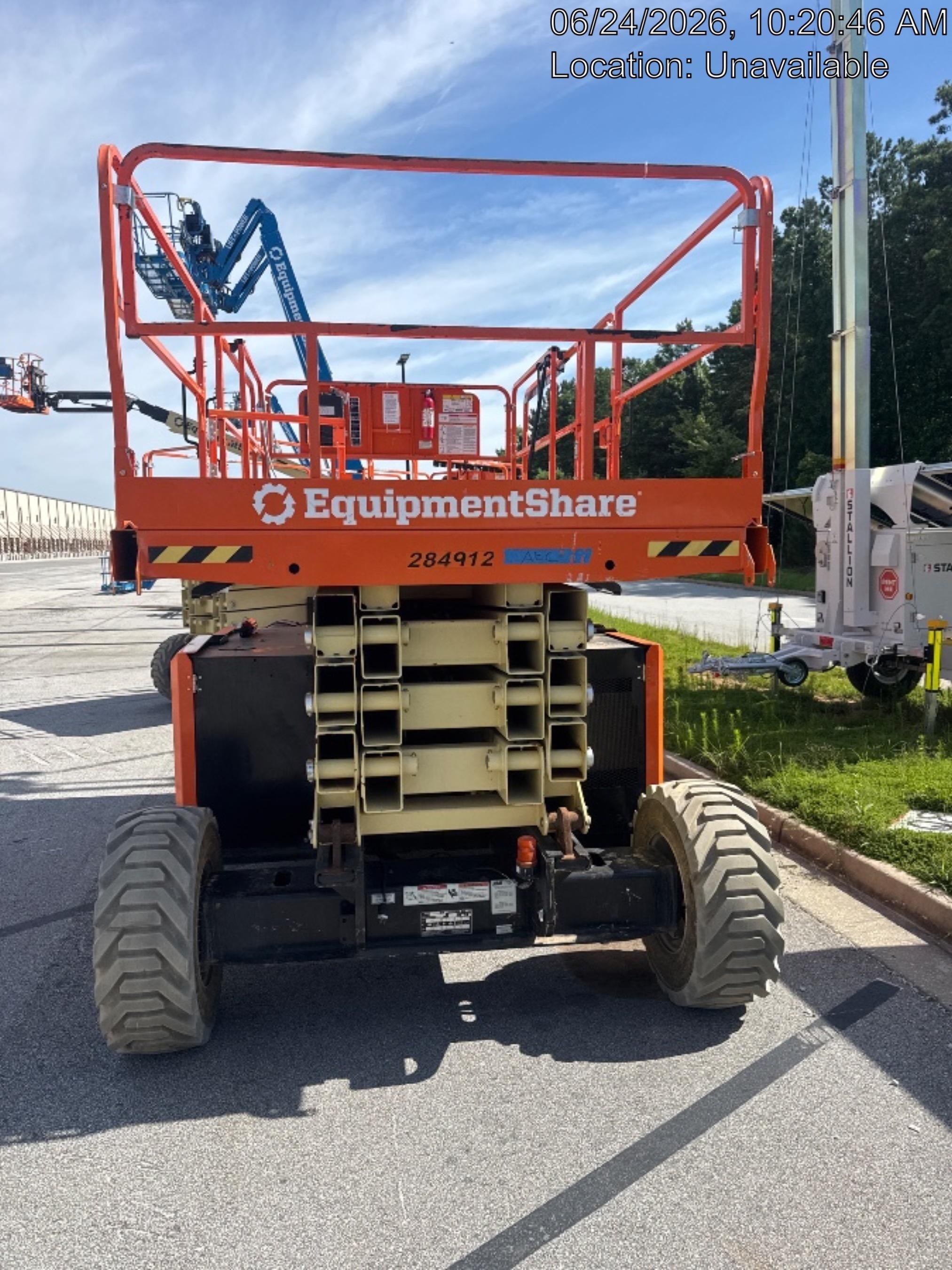 2022 JLG RT4394